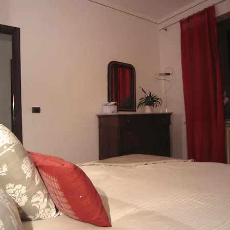 Oda ve Kahvaltı Alle Porte Del Monferrato *